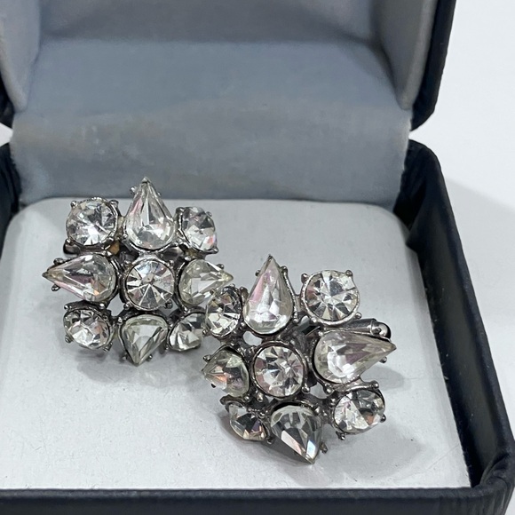 Vintage Rhinestone Cuff Links - Picture 10 of 10